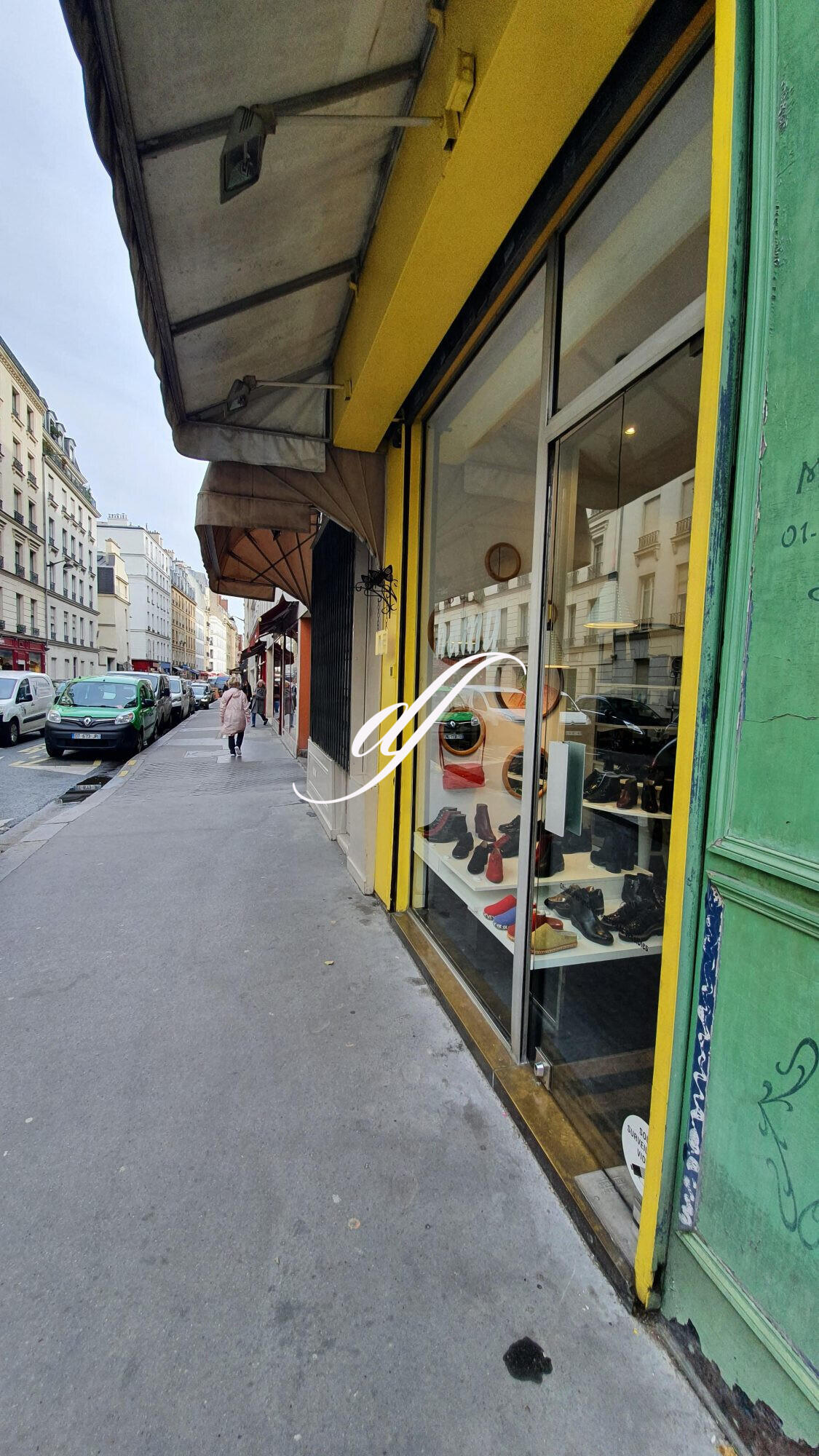 Boutique 40m² à vendre à Paris Rue du Cherche-Midi