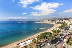 A vendre restaurant Lic IV à Cannes bord de mer 