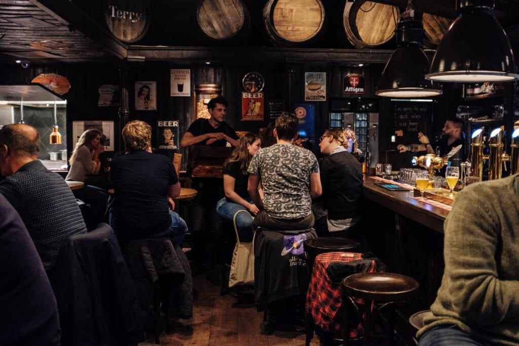 Vente bar pub de renom à Saint Malo intra muros