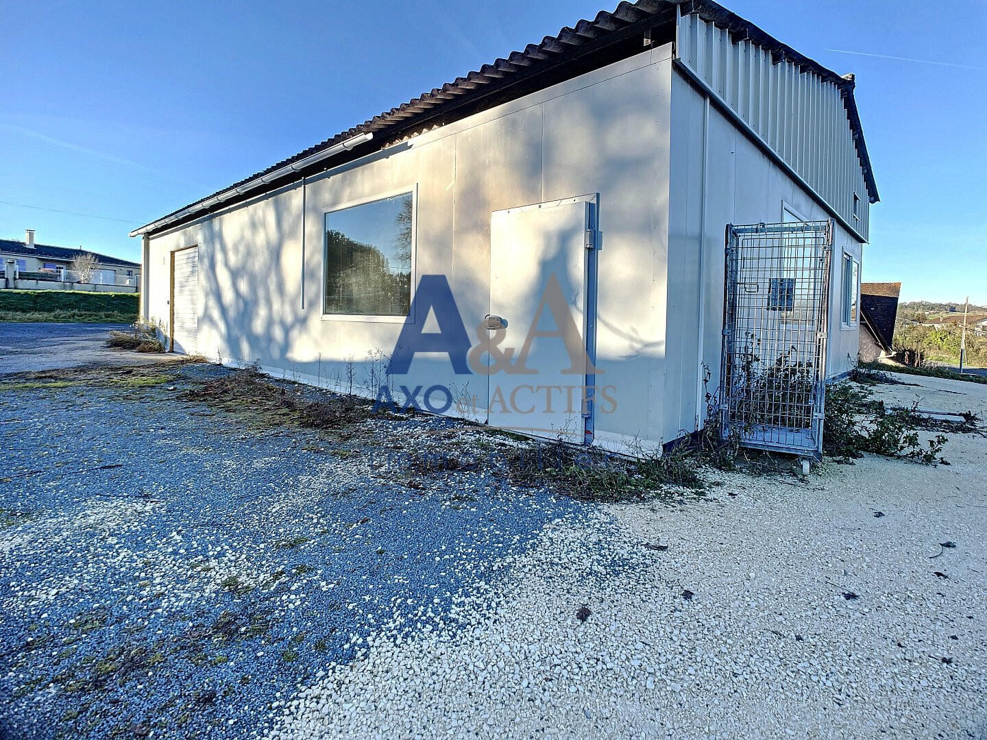 Vend local commercial de 225m² à Brantome