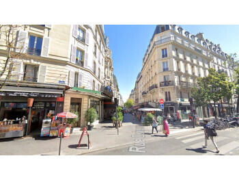 A céder boutique 50m² rue Duhesme 75018 Paris