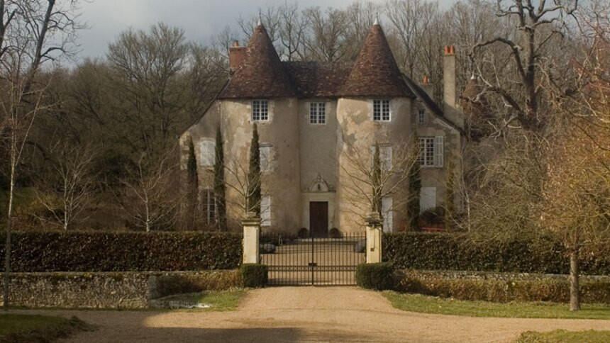 Château à vendre de 15 chambres à Néons 