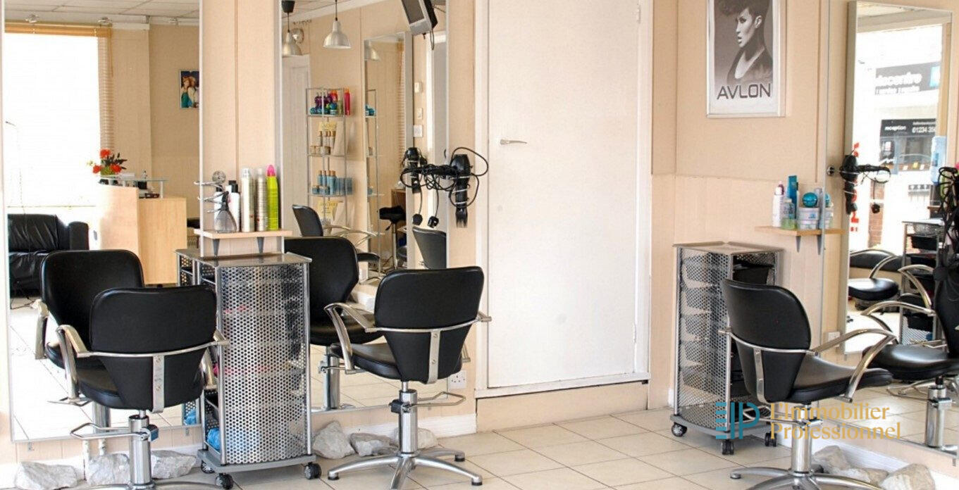 Vente salon de coiffure à Lorient zone commerciale