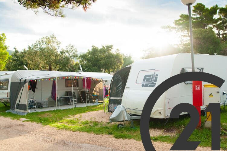 Vente camping sur 10 ha en arrière pays du Gard