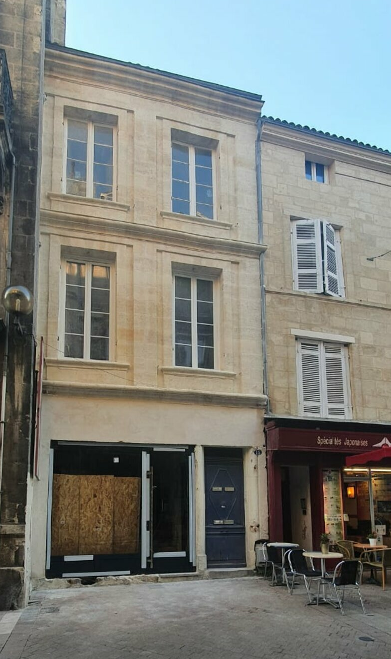 Bureau de 30m² à louer à Bordeaux hôtel de ville 