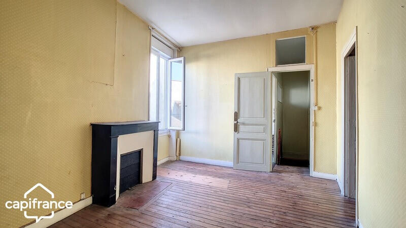 Vente immeuble 120m² appartement commerce Thouars