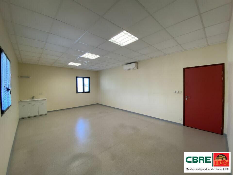 Location cabinet médical de 58m² à Narrosse