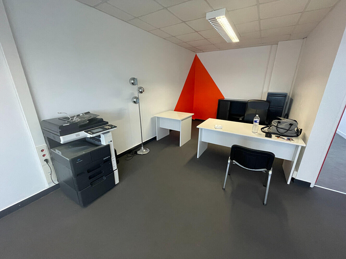 Vend bureaux de 264.36m² à Rennes ZI Sud Est