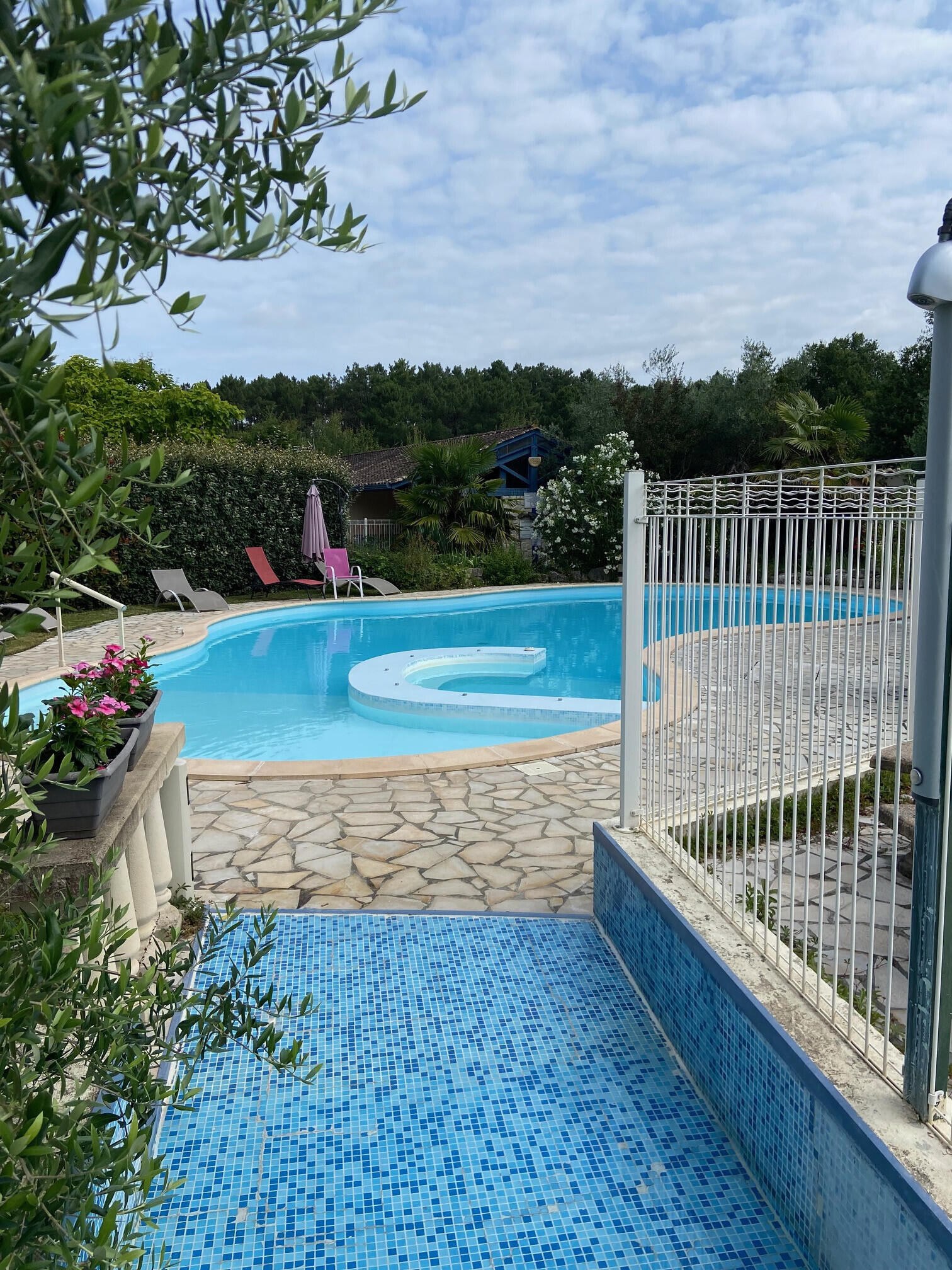 Vend beau parc résidentiel de loisirs en Dordogne