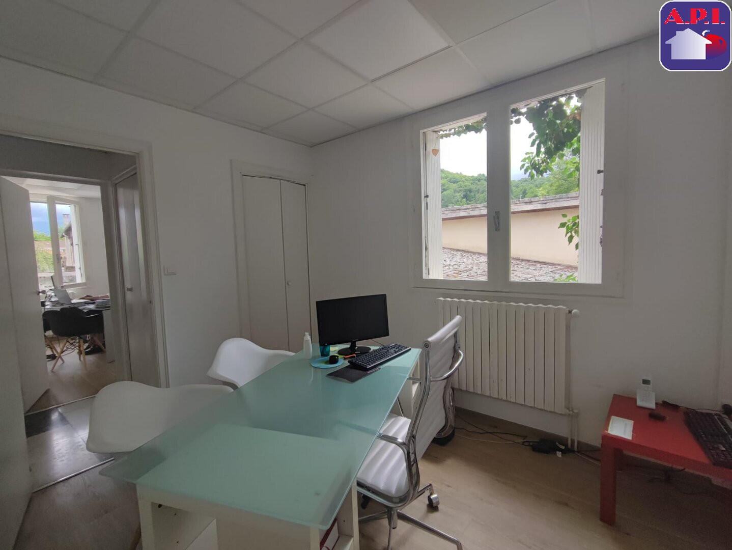 Loue bureau de 10m² au 1er étage à Foix
