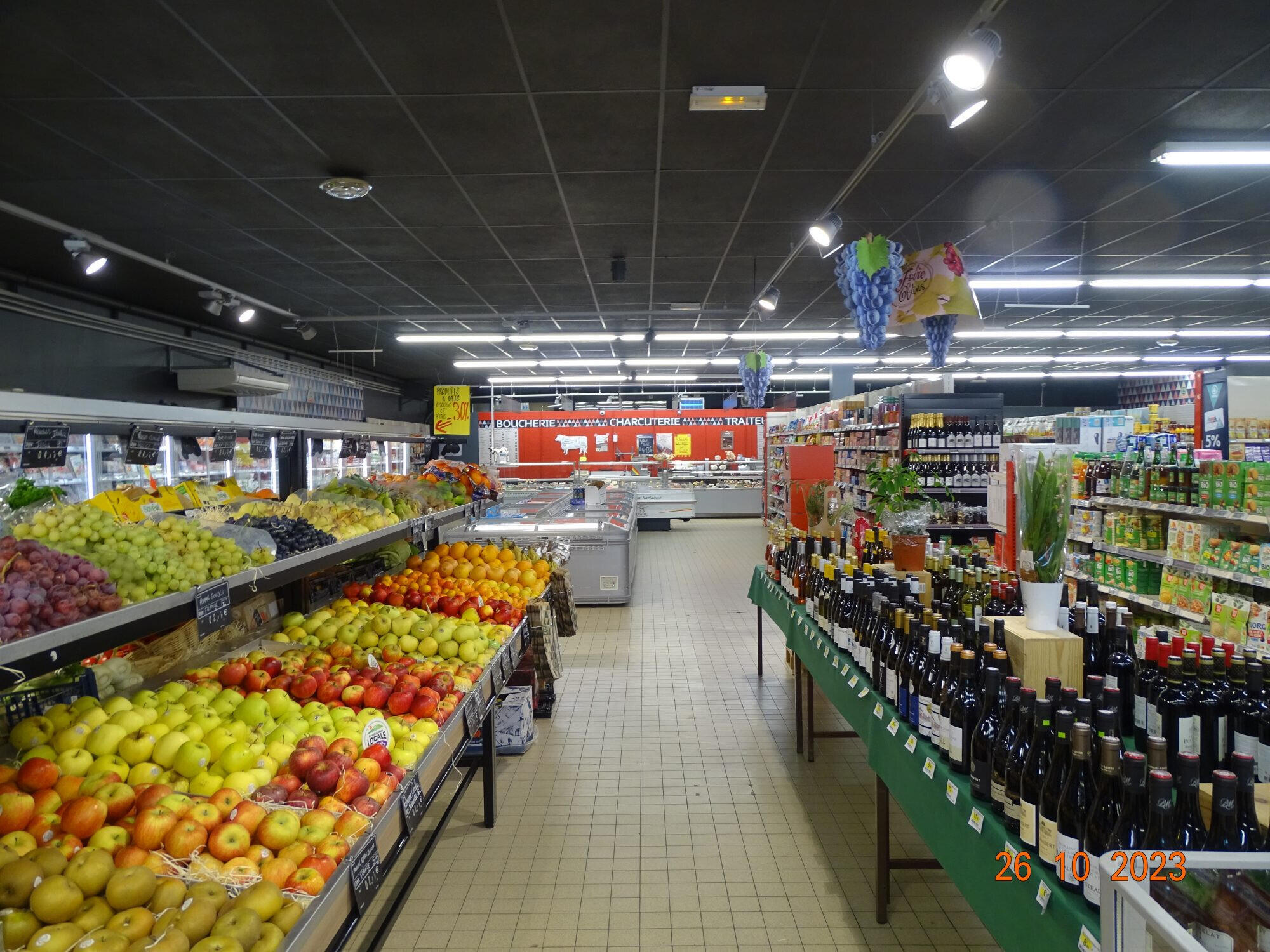 Vente supermarché gros chiffres affaires en Sarthe