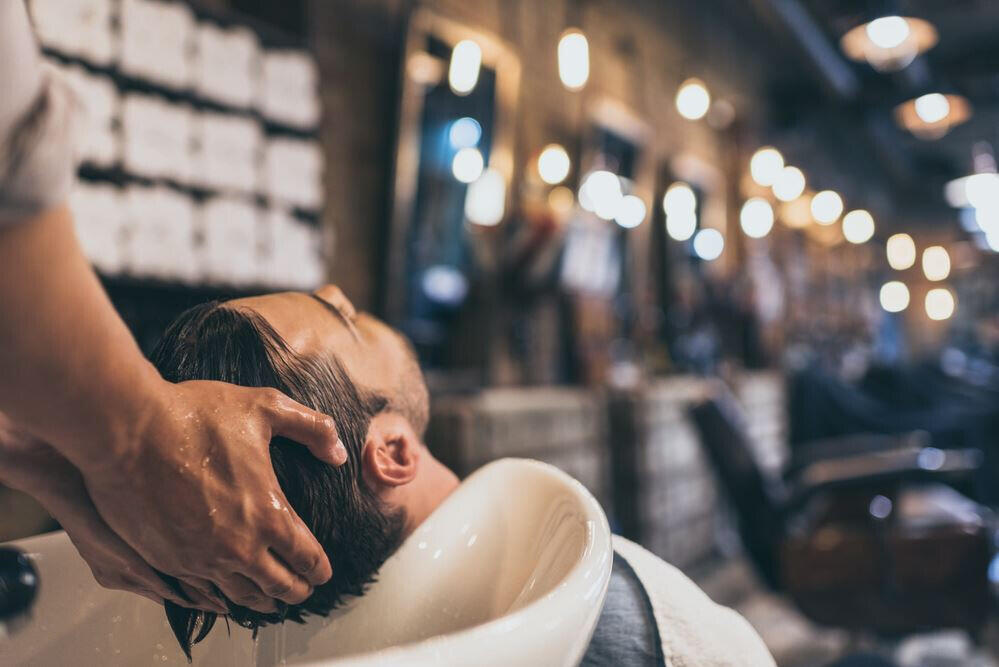 A vendre salon de coiffure-barber sur Nîmes