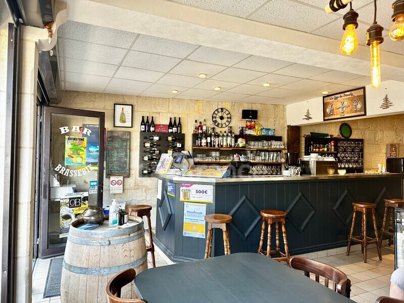 A vendre bar de quartier licence IV loto à Saumur