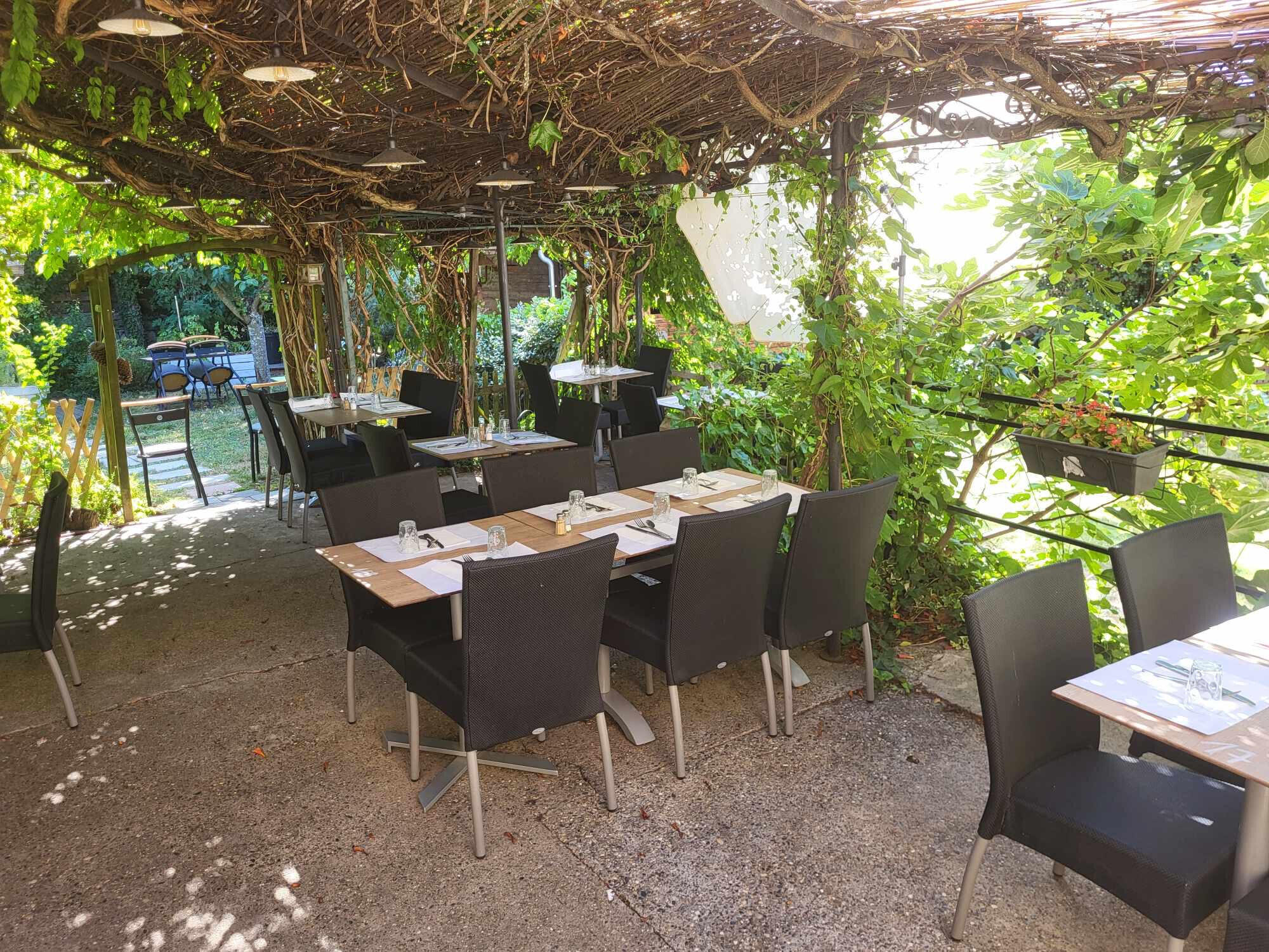 Vend bar restaurant de village Drôme avec logement