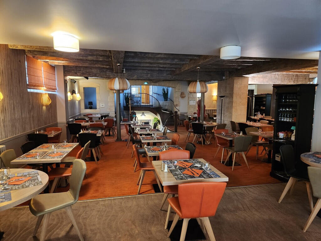 Vente restaurant bien connu avec terrasse à Cahors