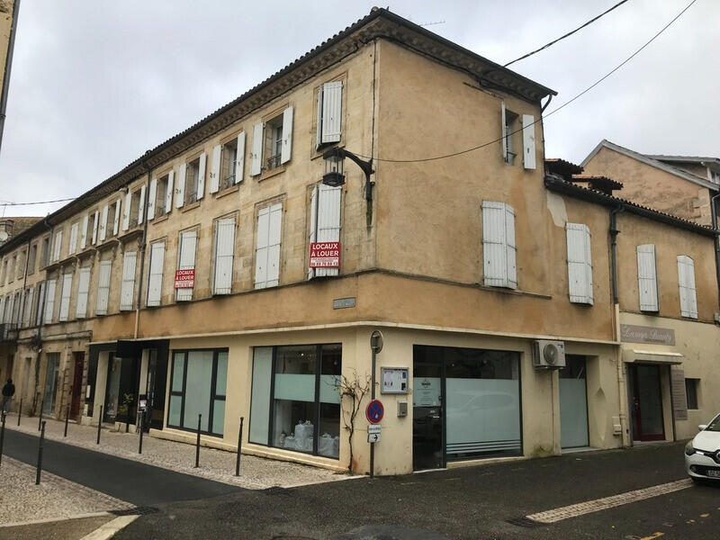 Immeuble de rapport rénové à vendre à Bergerac
