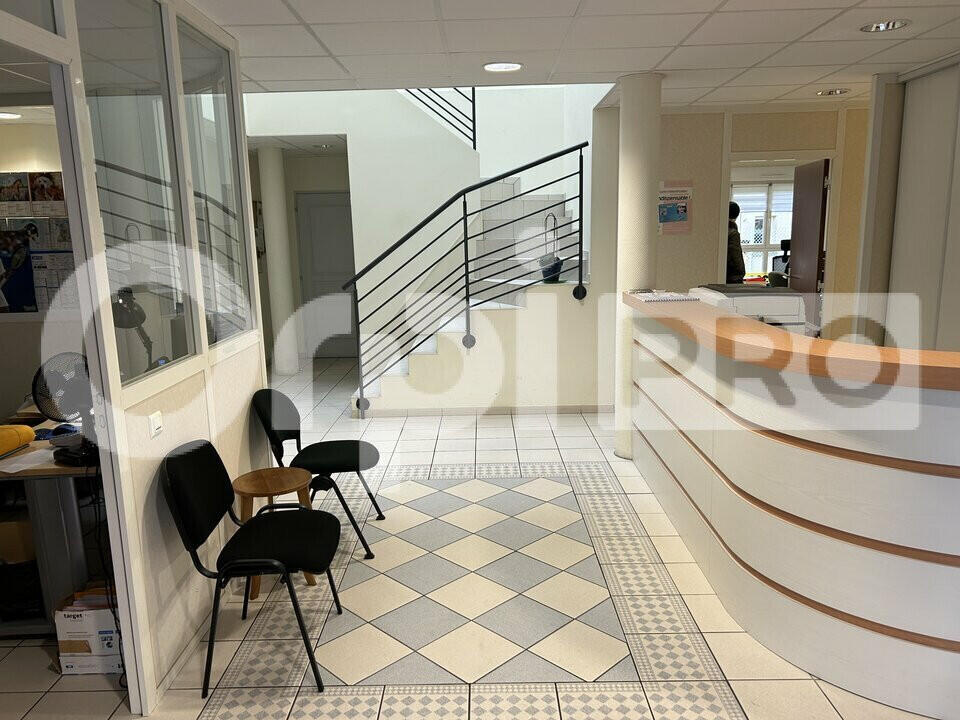 A louer bureaux PMR de 300m² en RDC à Beauvais