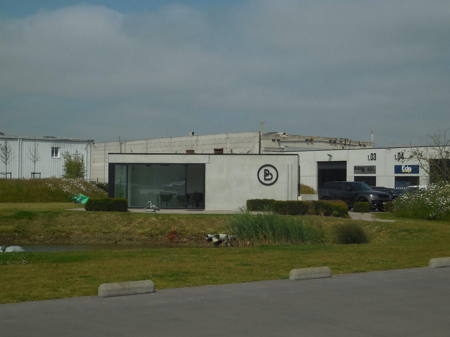 A louer hangar et bureau de 480m² à Bourbourg