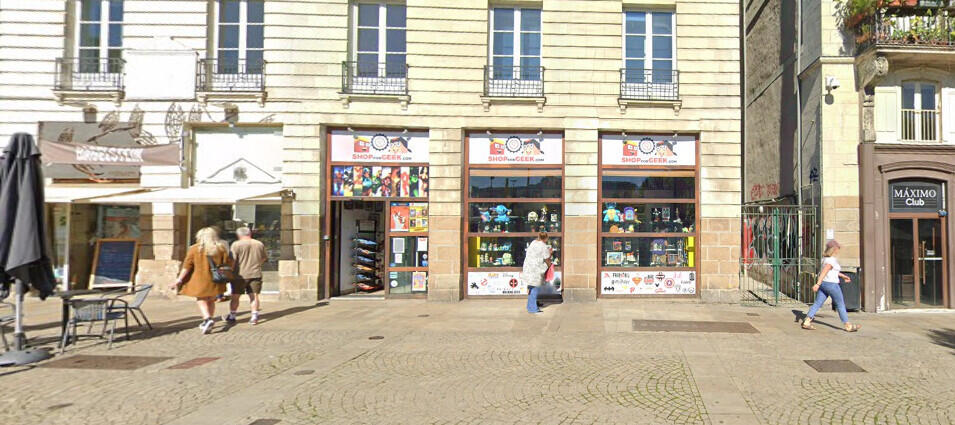 Location local commercial 66.23m² à Nantes centre