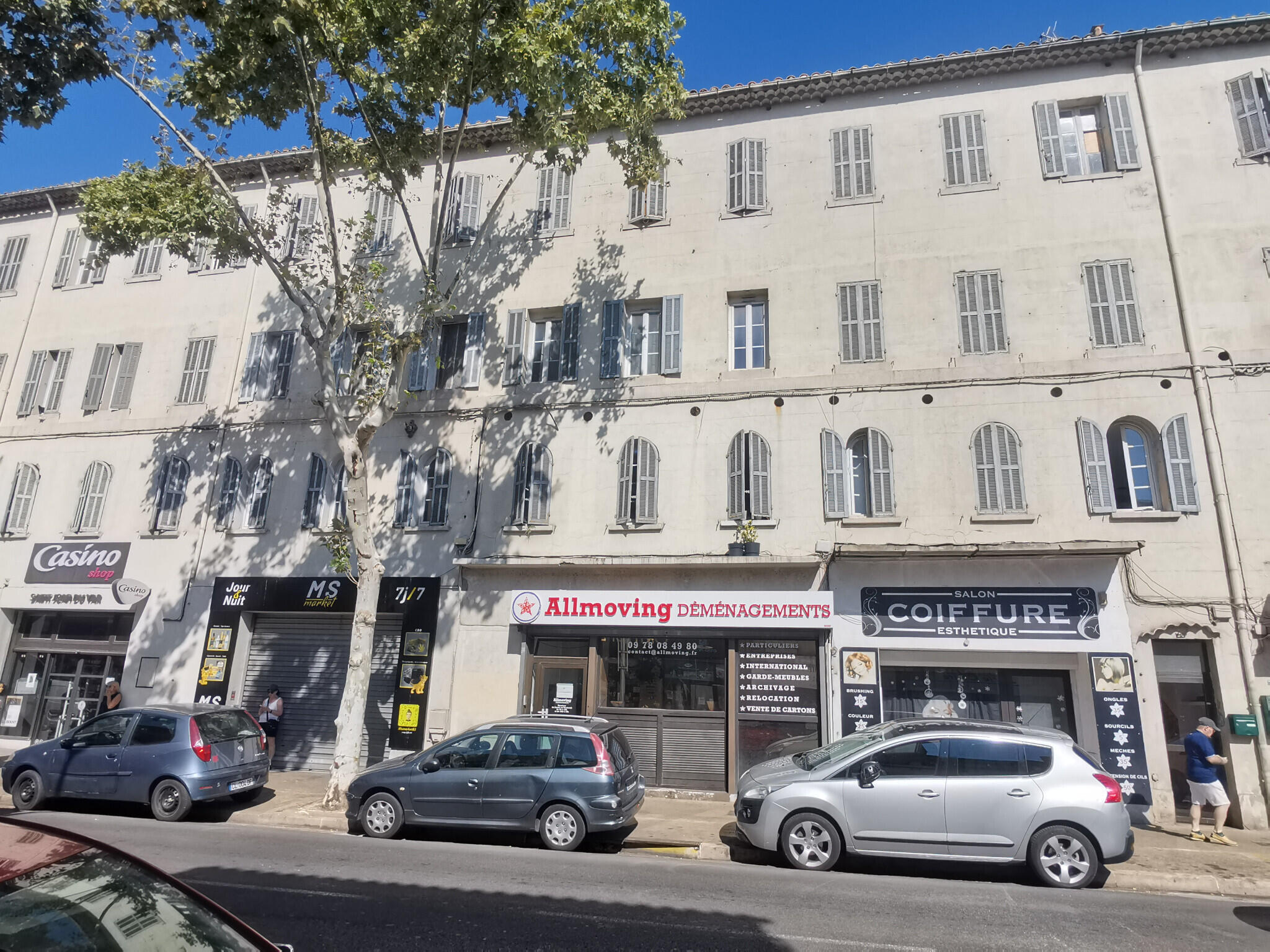 Location de bureau avec vitrine Toulon St Jean
