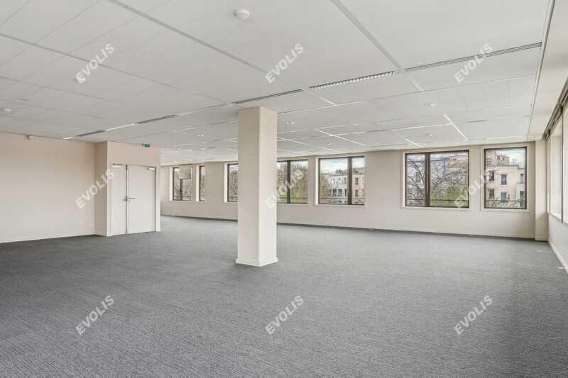 A louer bureaux 212m² à Fresnes Parc Cerisaie 