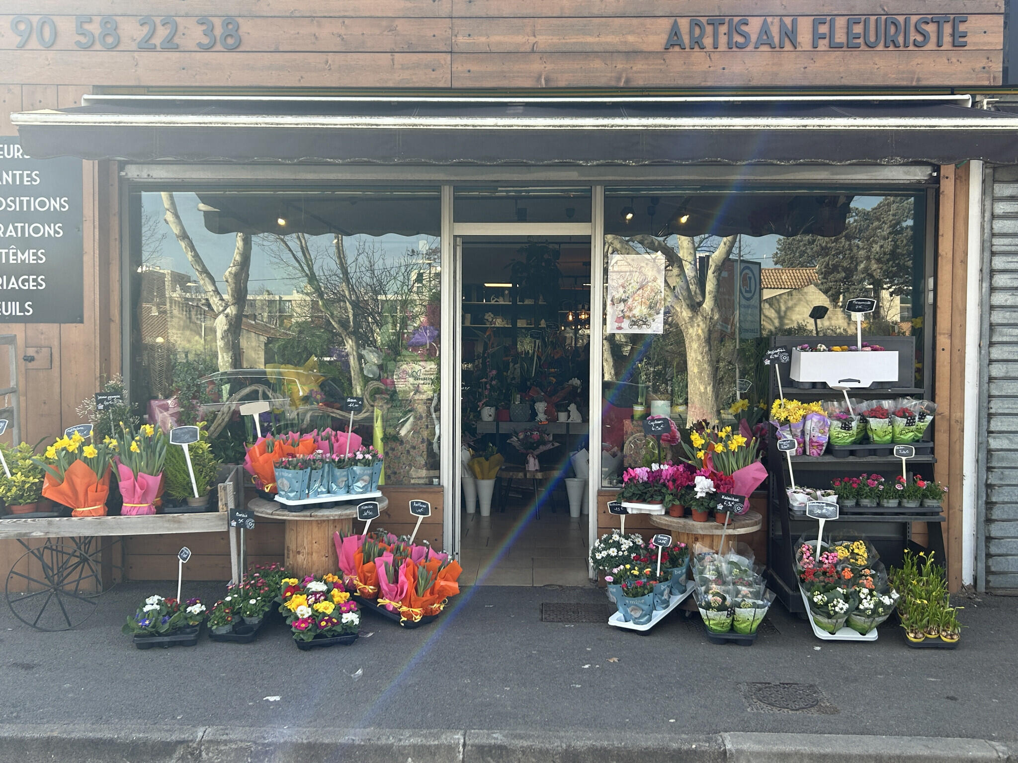 Vente fonds de commerce de fleuriste à Miramas