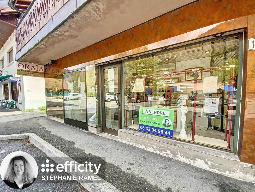 Vente local commercial 100m² à Marignier centre