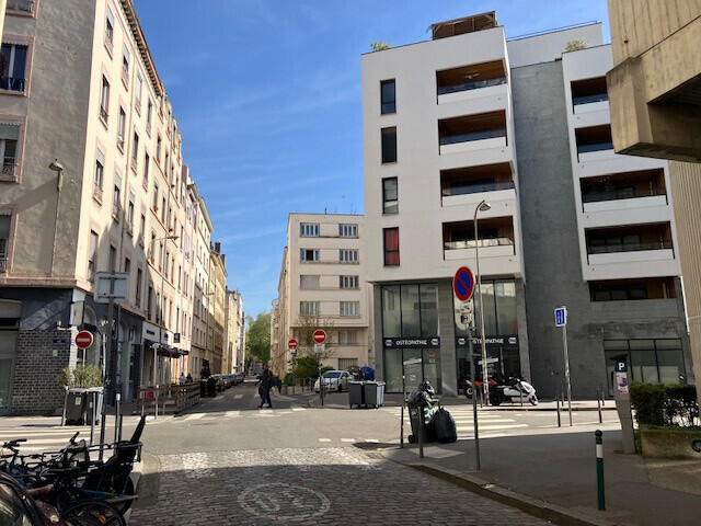 A louer local 37m² à Lyon 69007 Rue Bancel 
