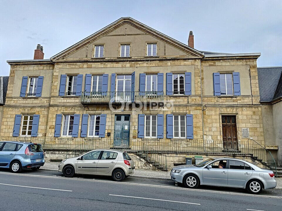 Bureau 190m² à louer centre ville de Montluçon