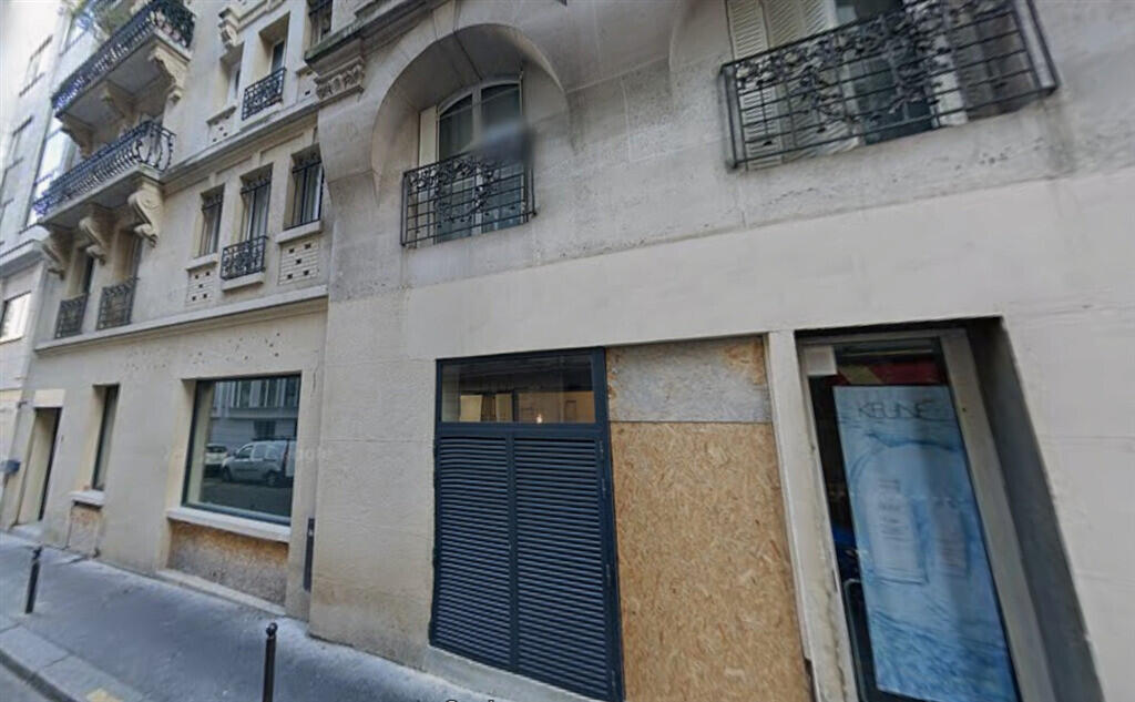 Vente boutique rénovée 436m² à Paris 75017