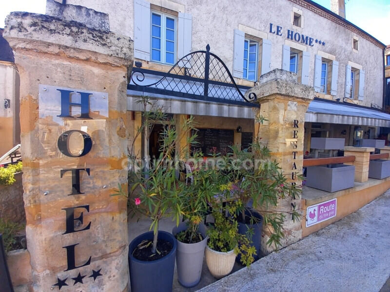 Vente très bel hôtel restaurant en Périgord noir