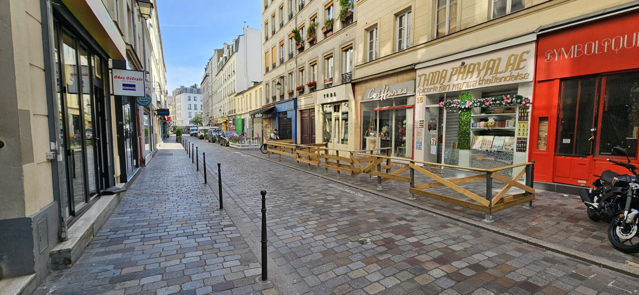 A louer boutique 38m² à Paris Place Aligre 75012 A louer boutique 38m² à Paris Place Aligre 75012