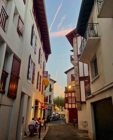 Vente petit bistrot au coeur de Saint -Jean-de-Luz