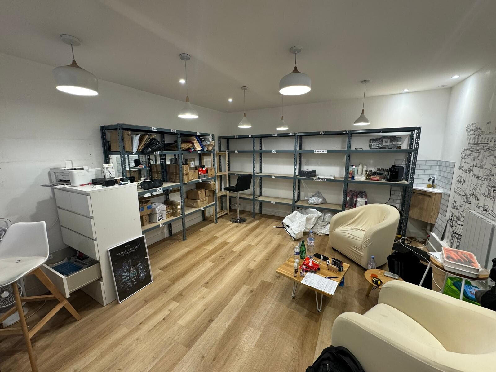 DAB boutique 54m² à Paris 16e Avenue de Versailles DAB boutique 54m² à Paris 16e Avenue de Versailles