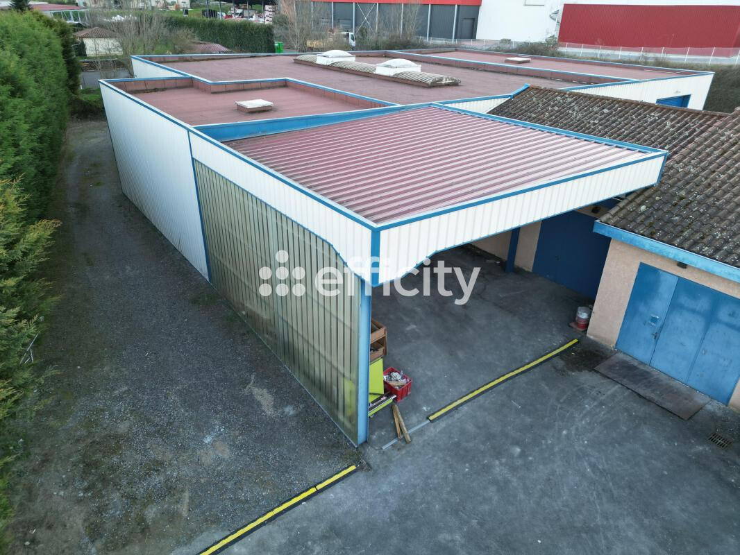 Vente entrepôt 188m² ZA Bessenay