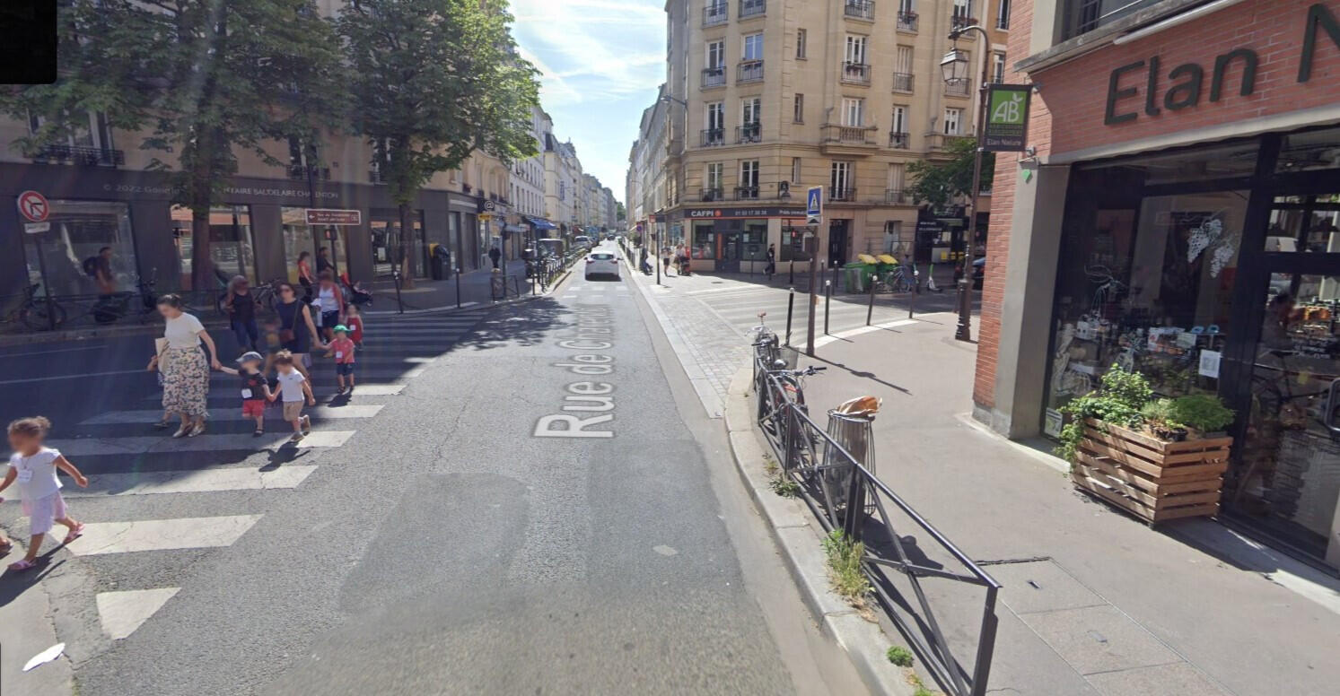 Location boutique  90m² rue de Charenton 75012
