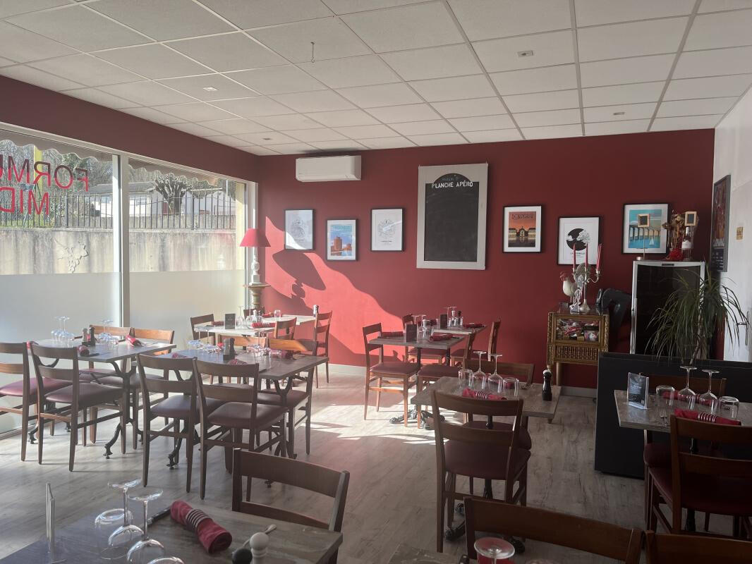 Vente restaurant avec grand parking à Montguyon