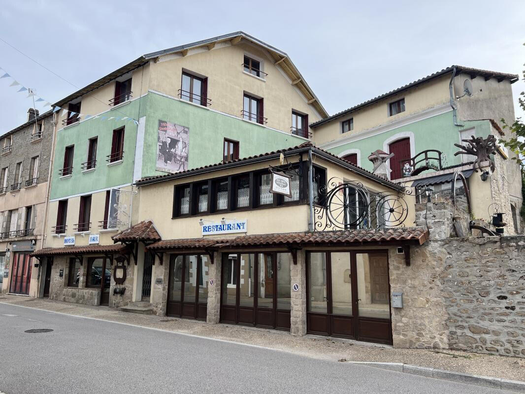 Vente bar hôtel restaurant à Châteauponsac